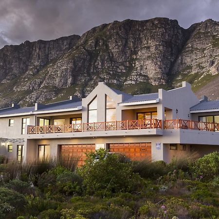 Van Den Berg'S Guesthouse Bettyʼs Bay Exterior foto