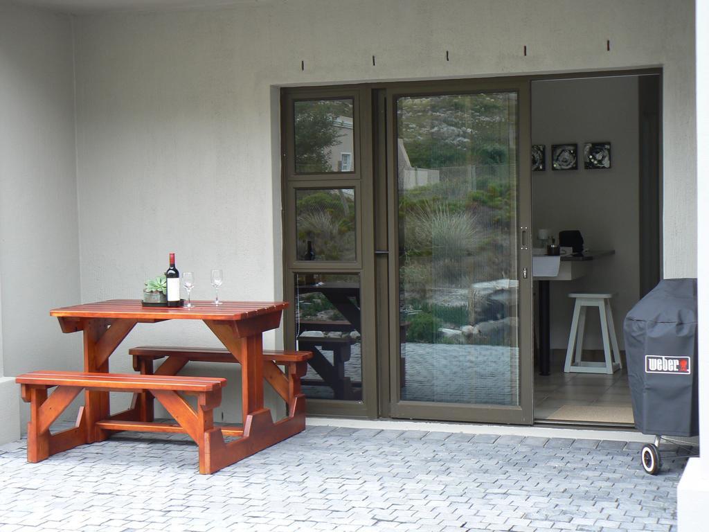 Van Den Berg'S Guesthouse Bettyʼs Bay Habitación foto